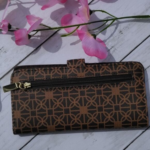 Womens Slim Wallet  - Picture 2 of 6